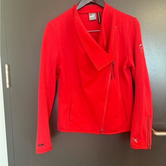 Puma X Ferrari M zip up neoprene like feel Women's Bold Red Bomber Jacket EUC - Picture 4 of 15
